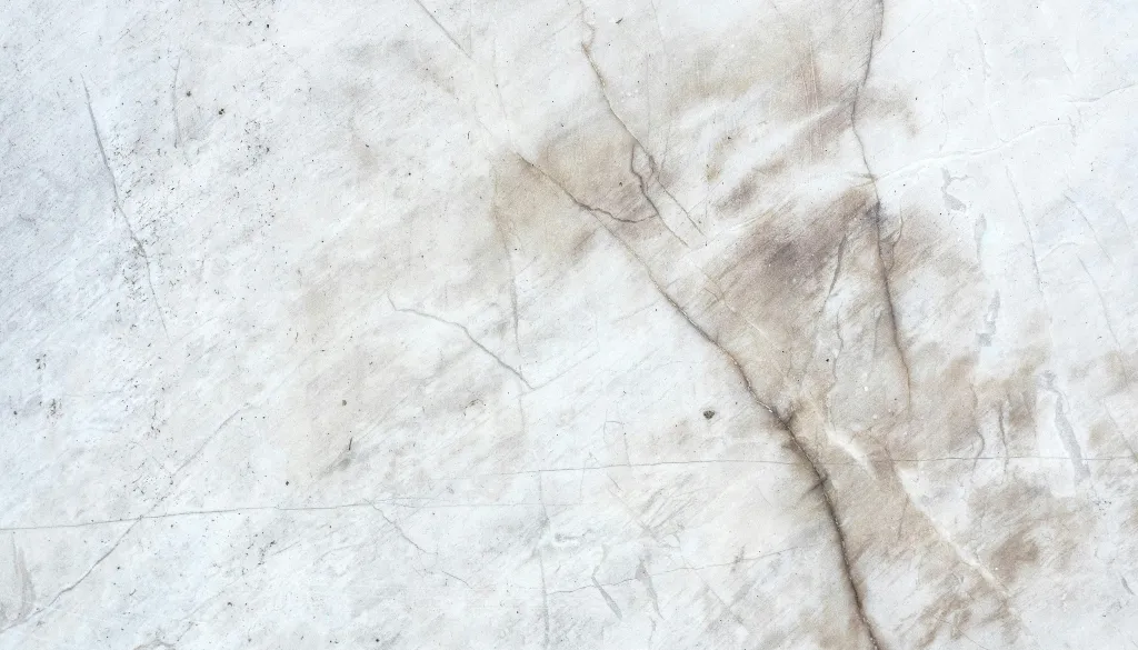 clean marble surfaces correctly